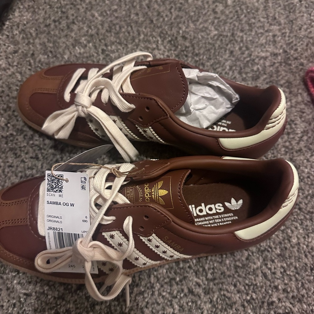 Samba OG in Cloud White & Preloved Brown - Picture 4 of 5